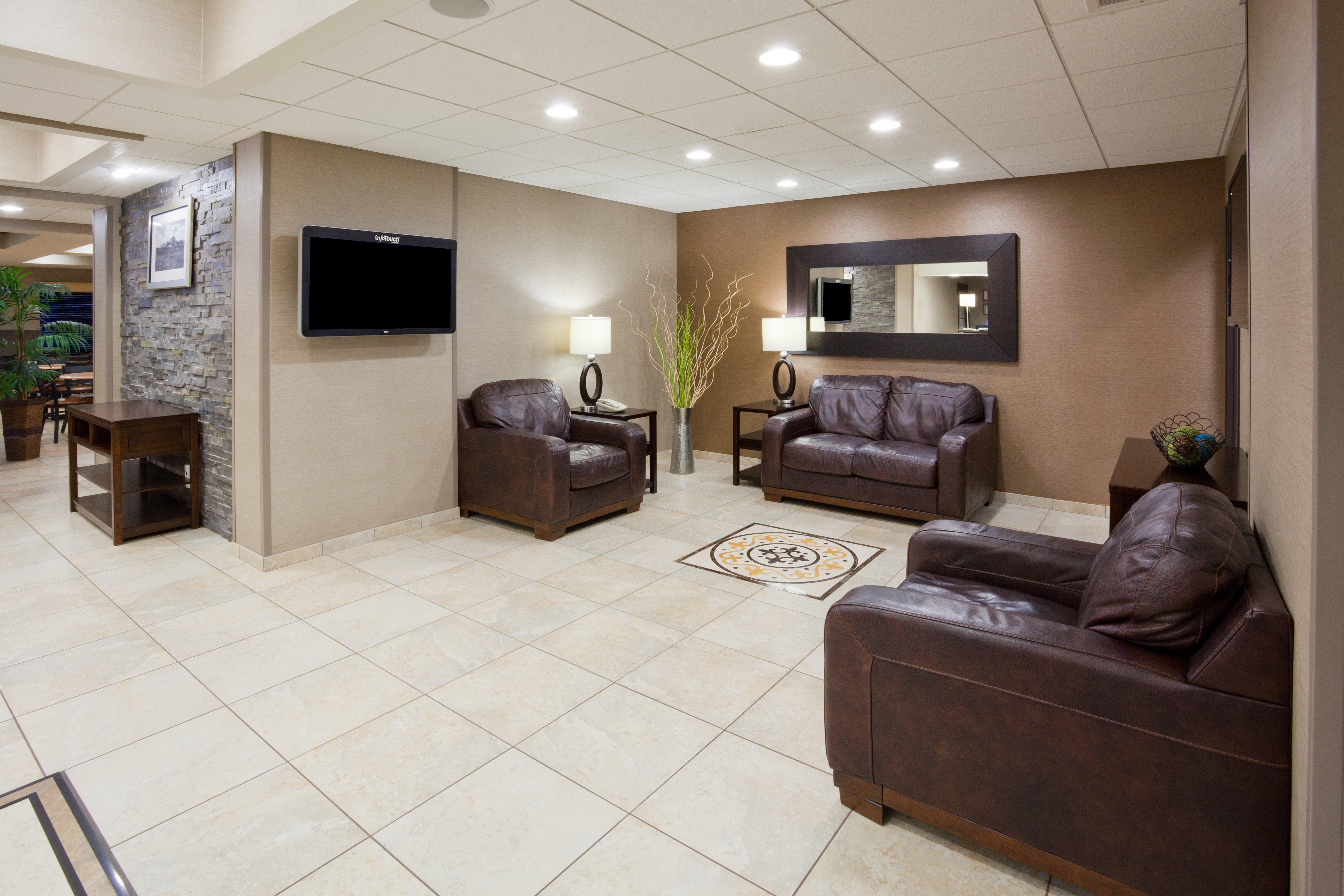 Holiday Inn Express & Suites Aberdeen By Ihg Экстерьер фото
