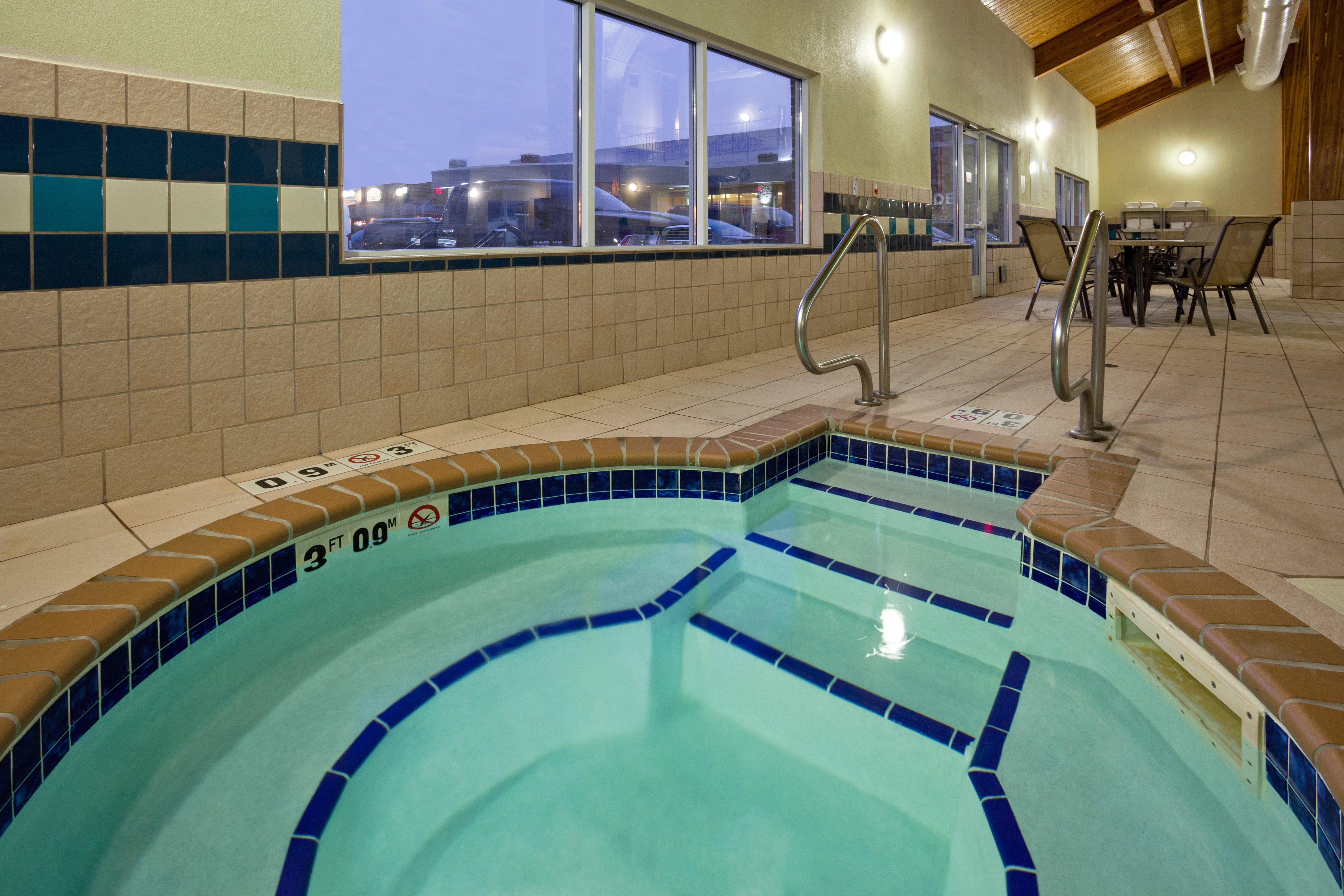 Holiday Inn Express & Suites Aberdeen By Ihg Экстерьер фото