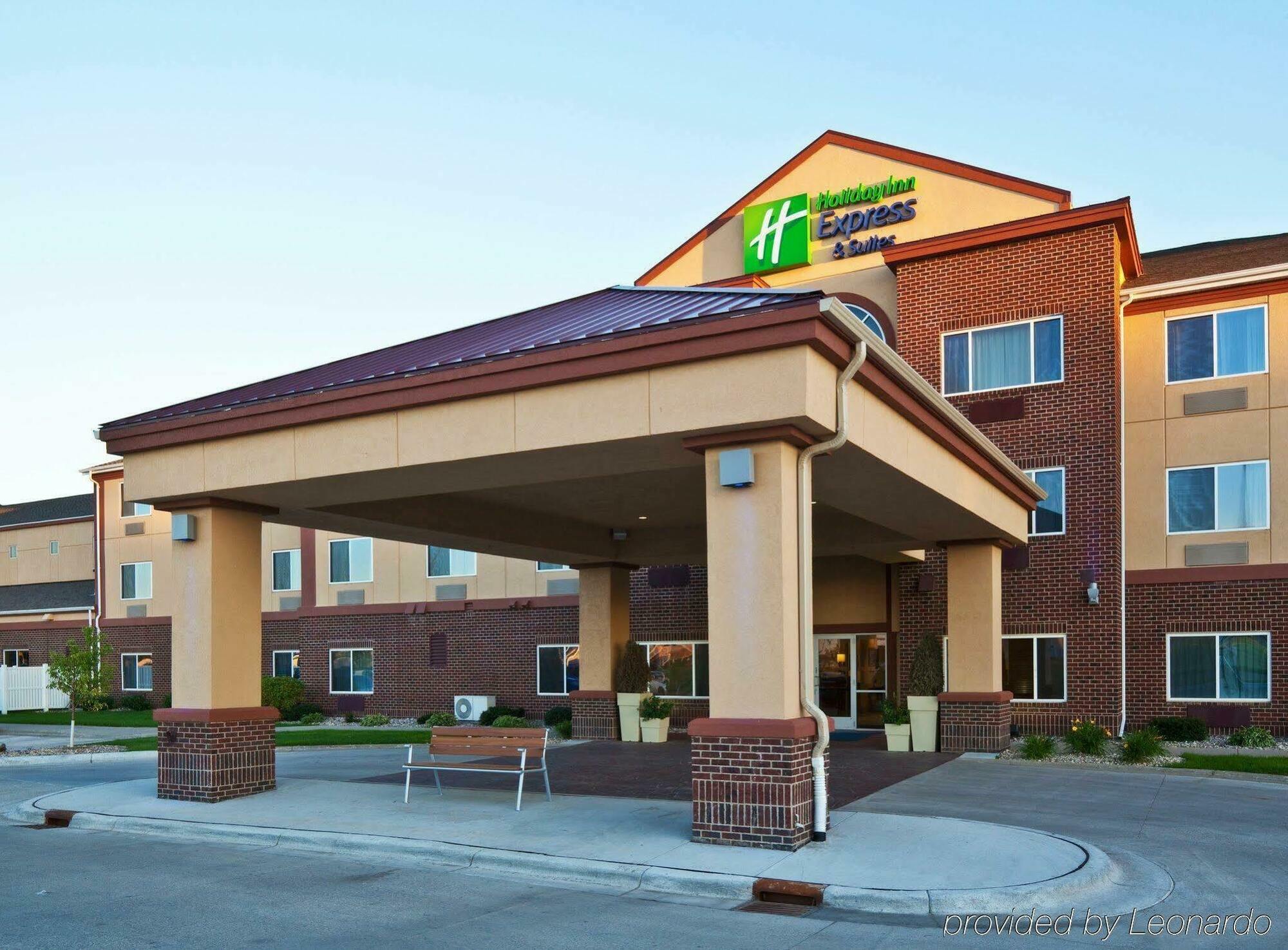 Holiday Inn Express & Suites Aberdeen By Ihg Экстерьер фото